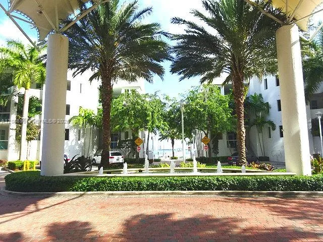 7900 Harbor Island Dr # 817, North Bay Village, FL 33141 photo 3