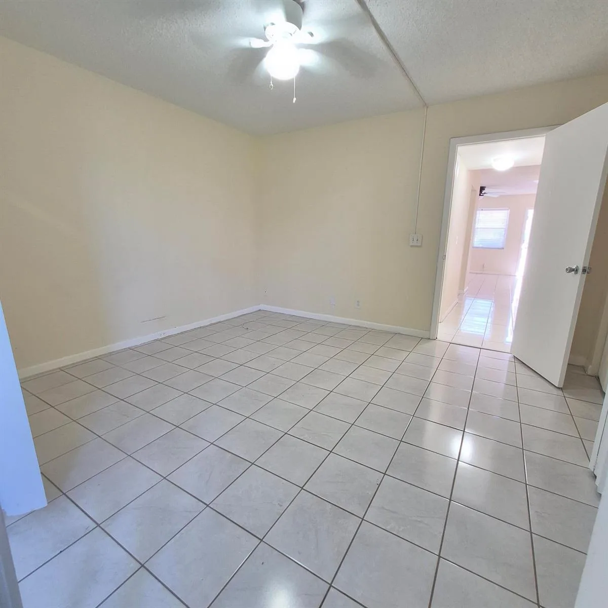 118 Kent H, West Palm Beach, FL 33417 photo 8