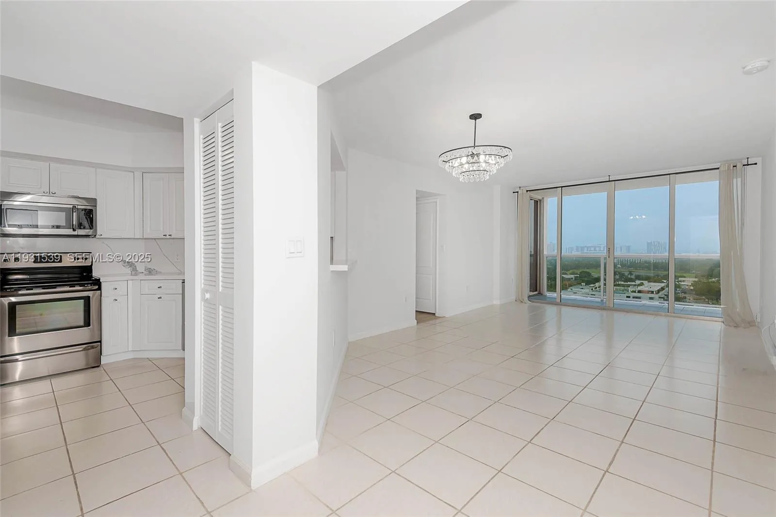 1900 Sunset Harbour Dr # 1703, Miami Beach, FL 33139