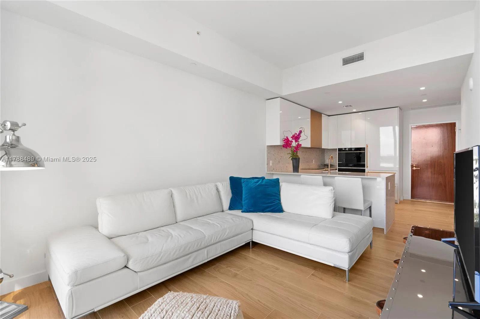 2678 Tigertail Ave # 615, Miami, FL 33133 photo 9