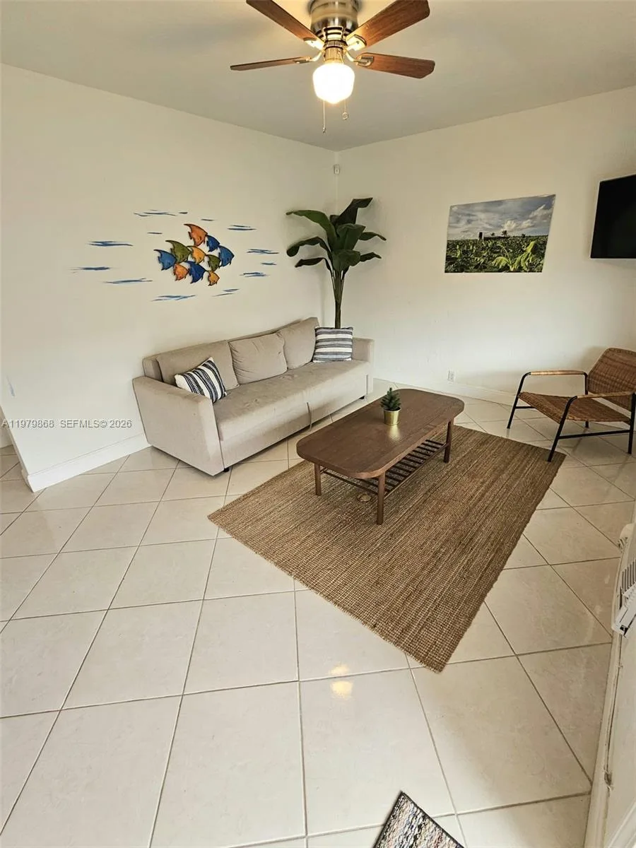 7400 Harding Ave # 22, Miami Beach, FL 33141 photo 2