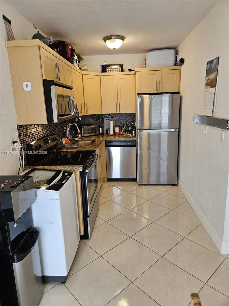 7400 Harding Ave # 22, Miami Beach, FL 33141 photo 5