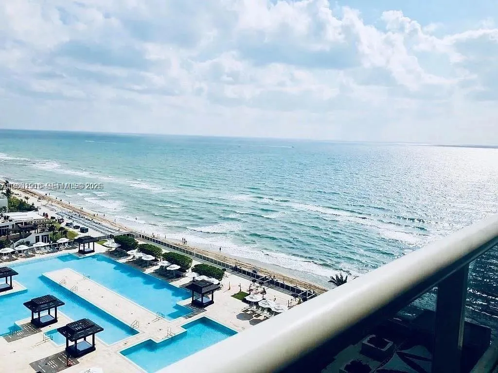1830 S Ocean Dr # 4007, Hallandale Beach, FL 33009 photo 9