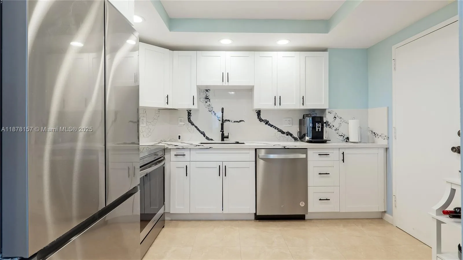 500 Bayview Dr # 732, Sunny Isles Beach, FL 33160 photo 4