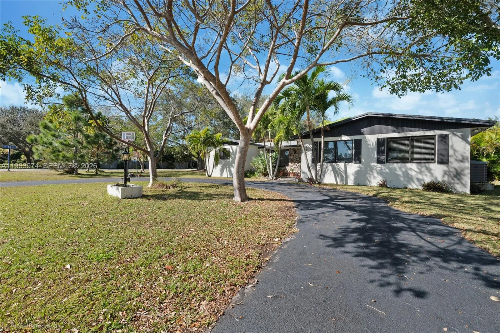 8425 SW 174th St, Palmetto Bay, FL 33157 — zdjęcie 2