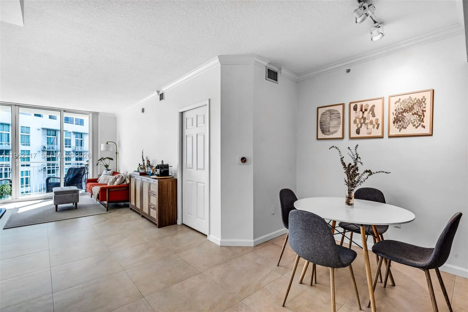2000 N Bayshore Dr # 909, Miami, FL 33137 photo 4