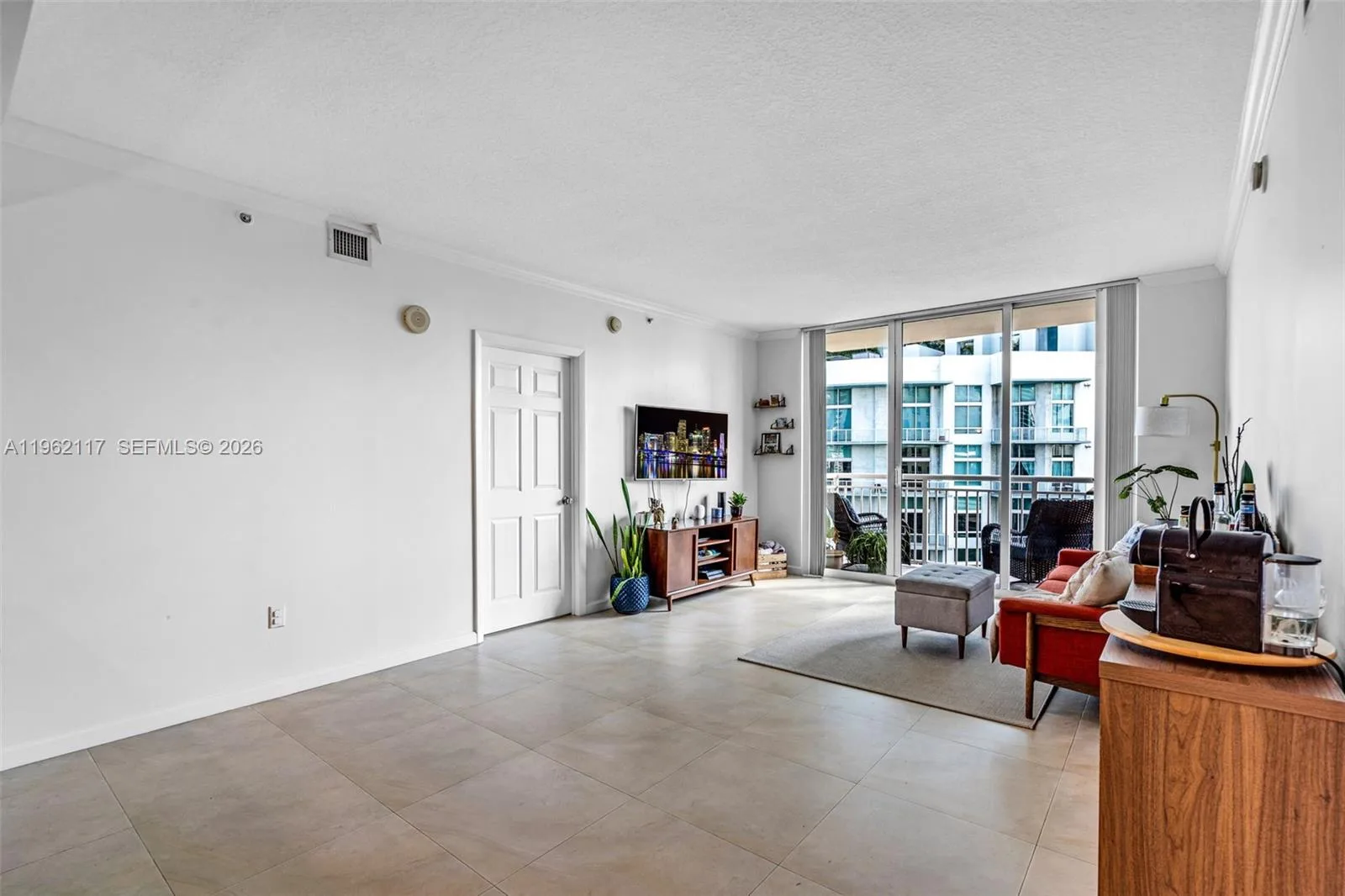 2000 N Bayshore Dr # 909, Miami, FL 33137 photo 8