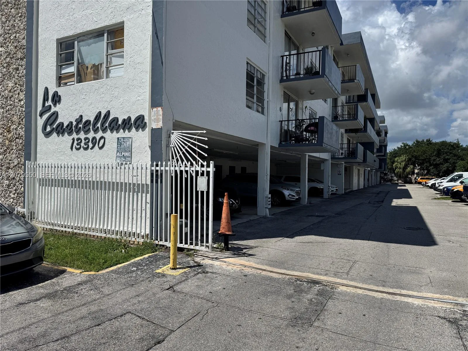 13390 NE 7th Ave # 214, North Miami, FL 33161