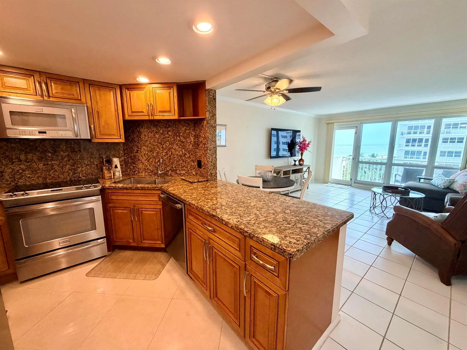 133 N Pompano Beach Boulevard # 709, Pompano Beach, FL 33062 photo 6