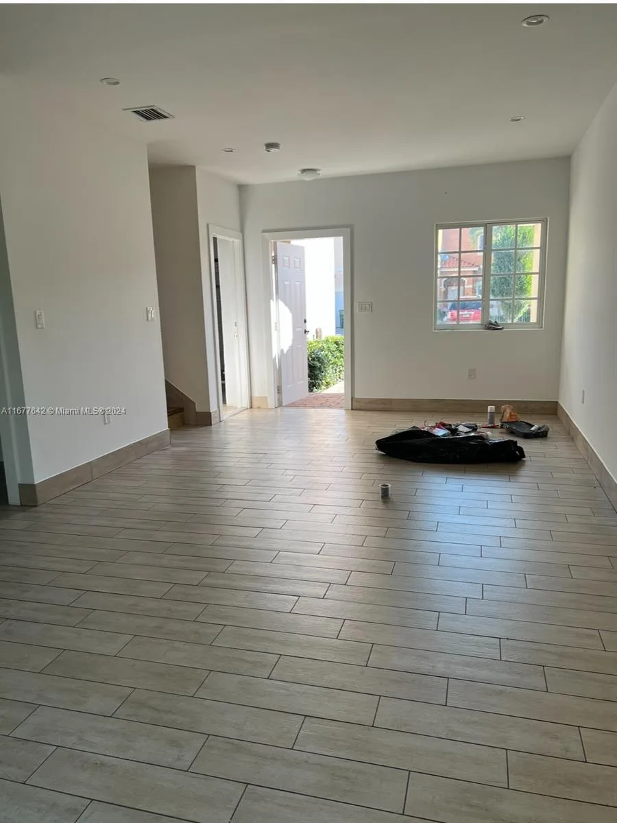 1258 NE 5th St # 1234, Homestead, FL 33033 photo 2