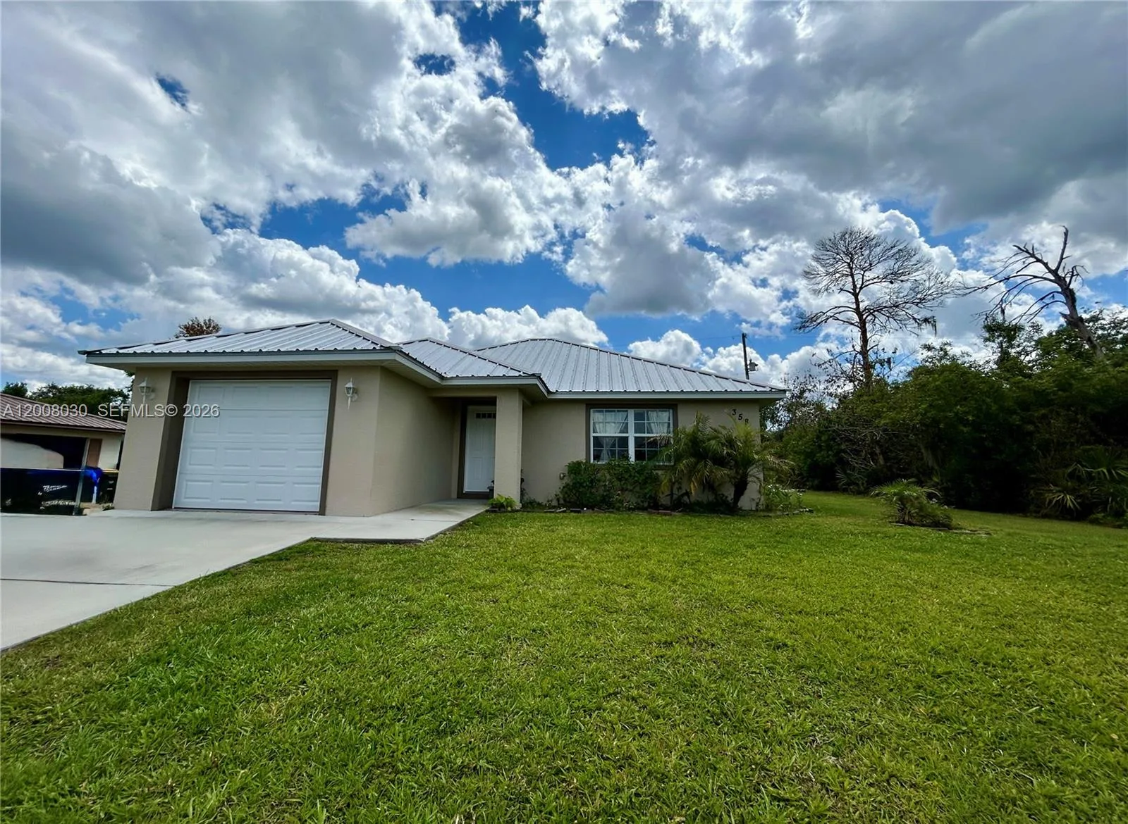 358 Lime Rd NW, Lake Placid, FL 33852