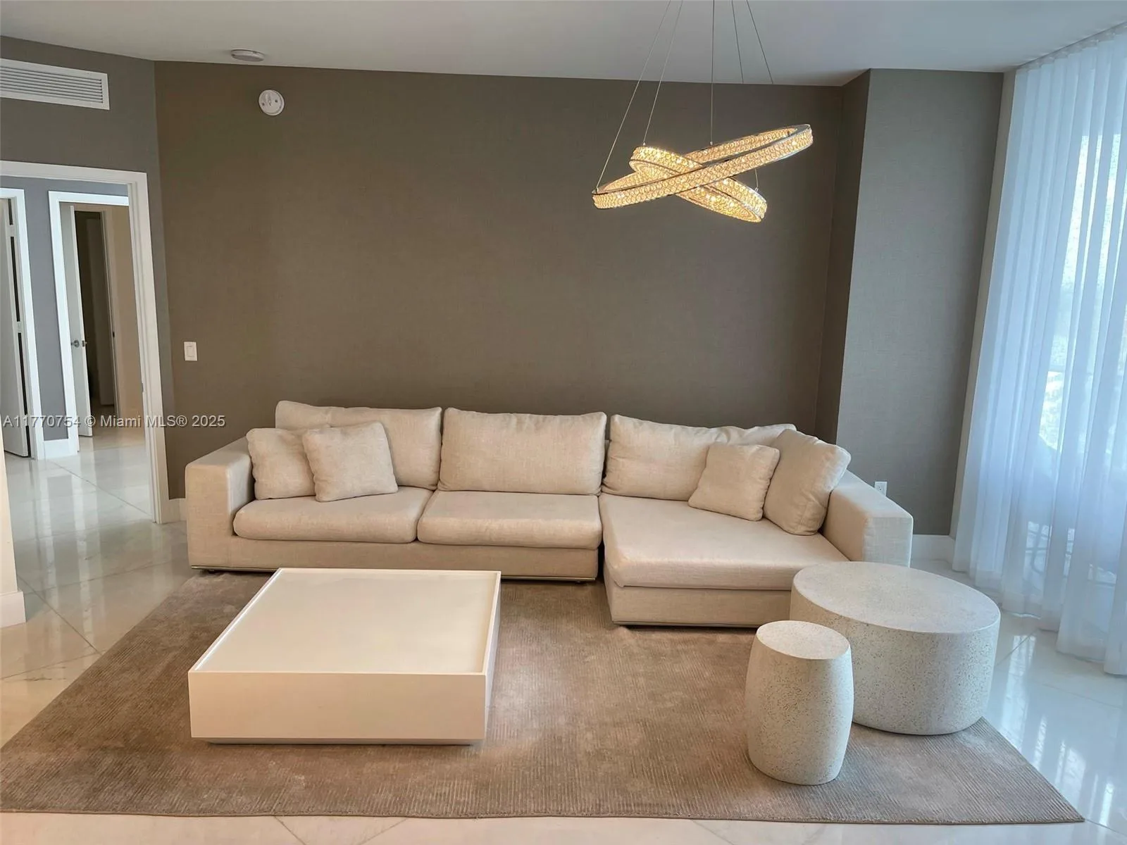 17111 Biscayne Blvd # 1403, North Miami Beach, FL 33160 photo 6
