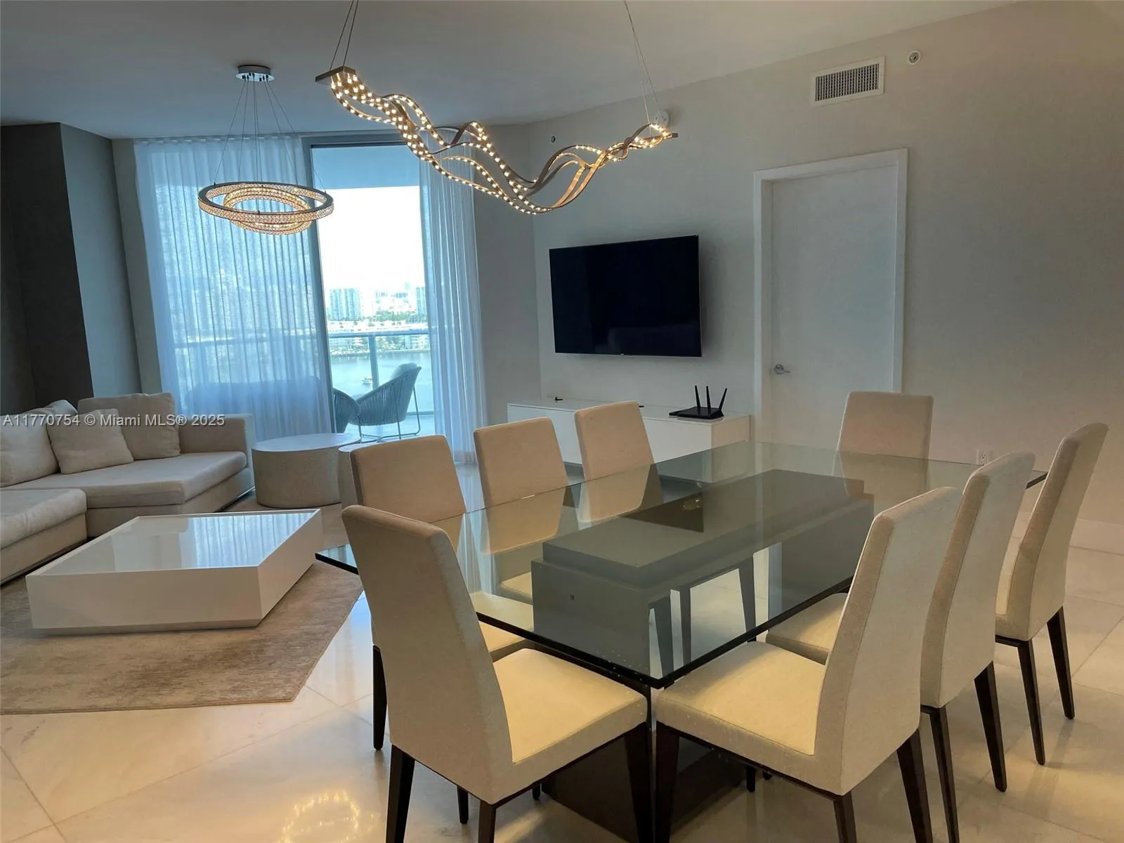 17111 Biscayne Blvd # 1403, North Miami Beach, FL 33160 photo 8