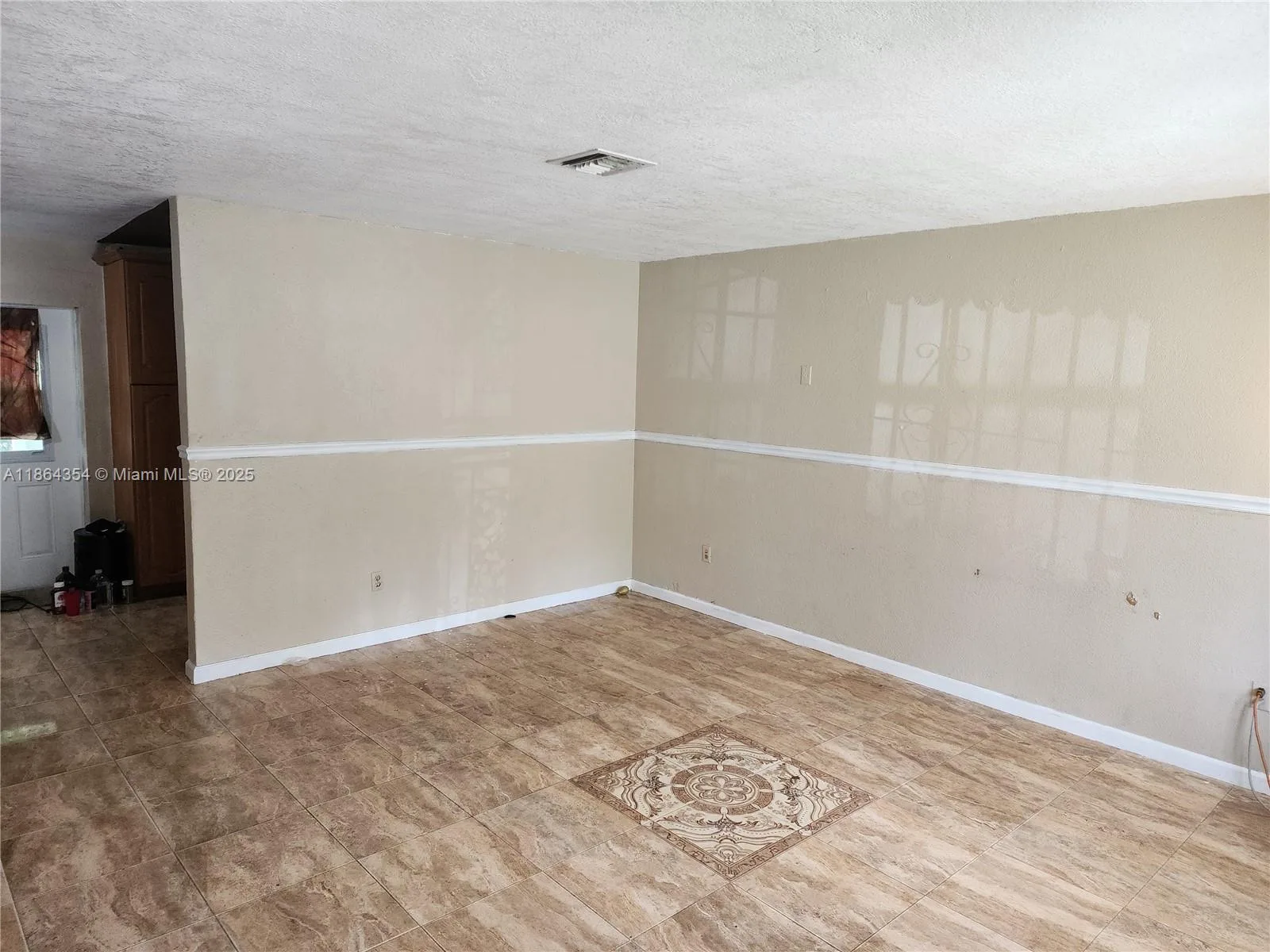 17200 NW 11th Ave, Miami Gardens, FL 33169 photo 7