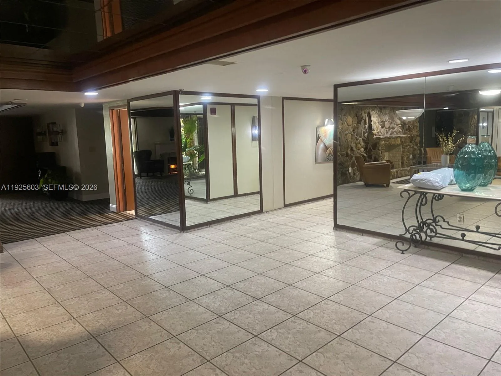 661 NE 195th St # 309, Miami, FL 33179 photo 9