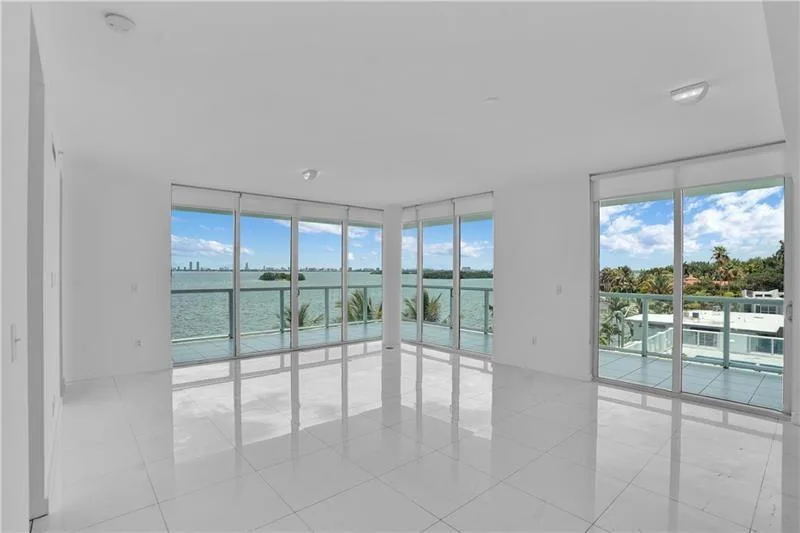 720 NE 62nd Street # 406, Miami, FL 33138 photo 2
