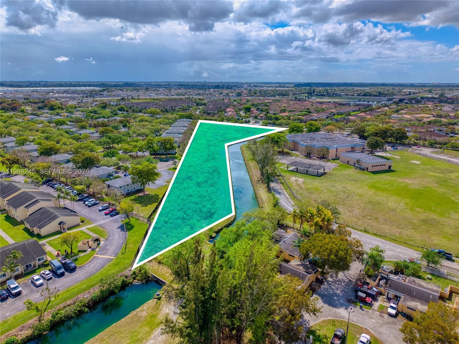 SW 272 ST, Miami FL 33032 photo 3