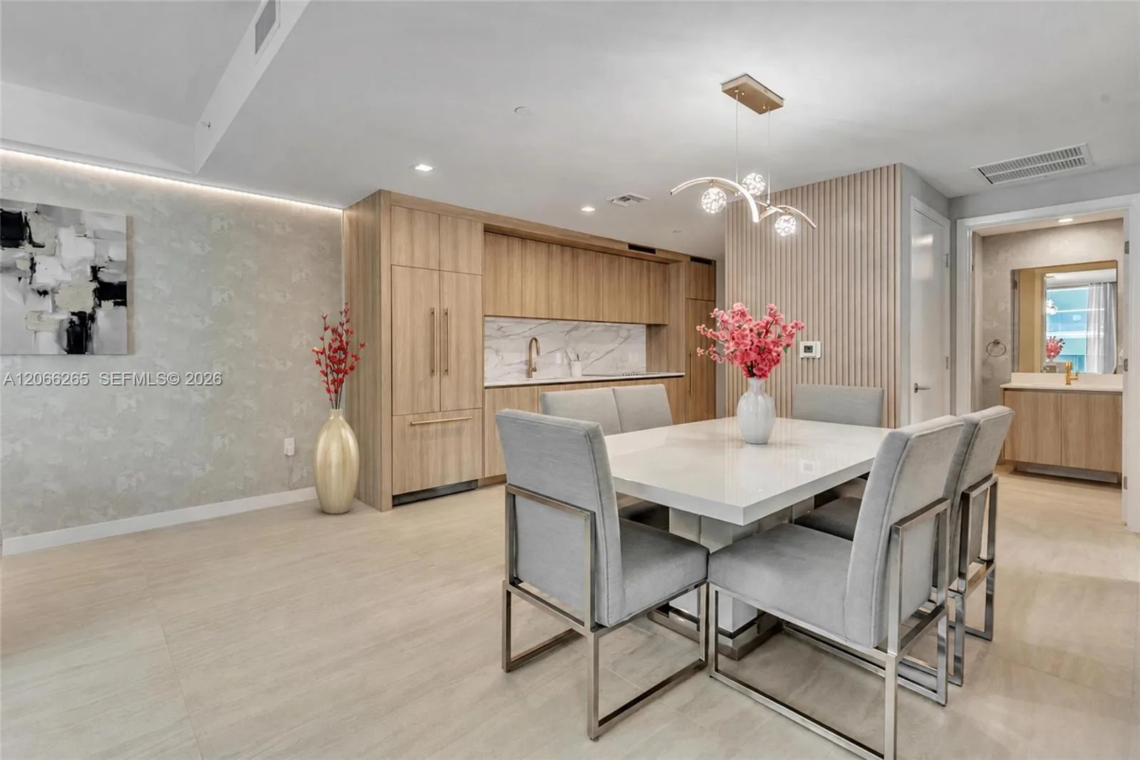 77 SE 5TH ST # 2006, Miami, FL 33131 photo 6