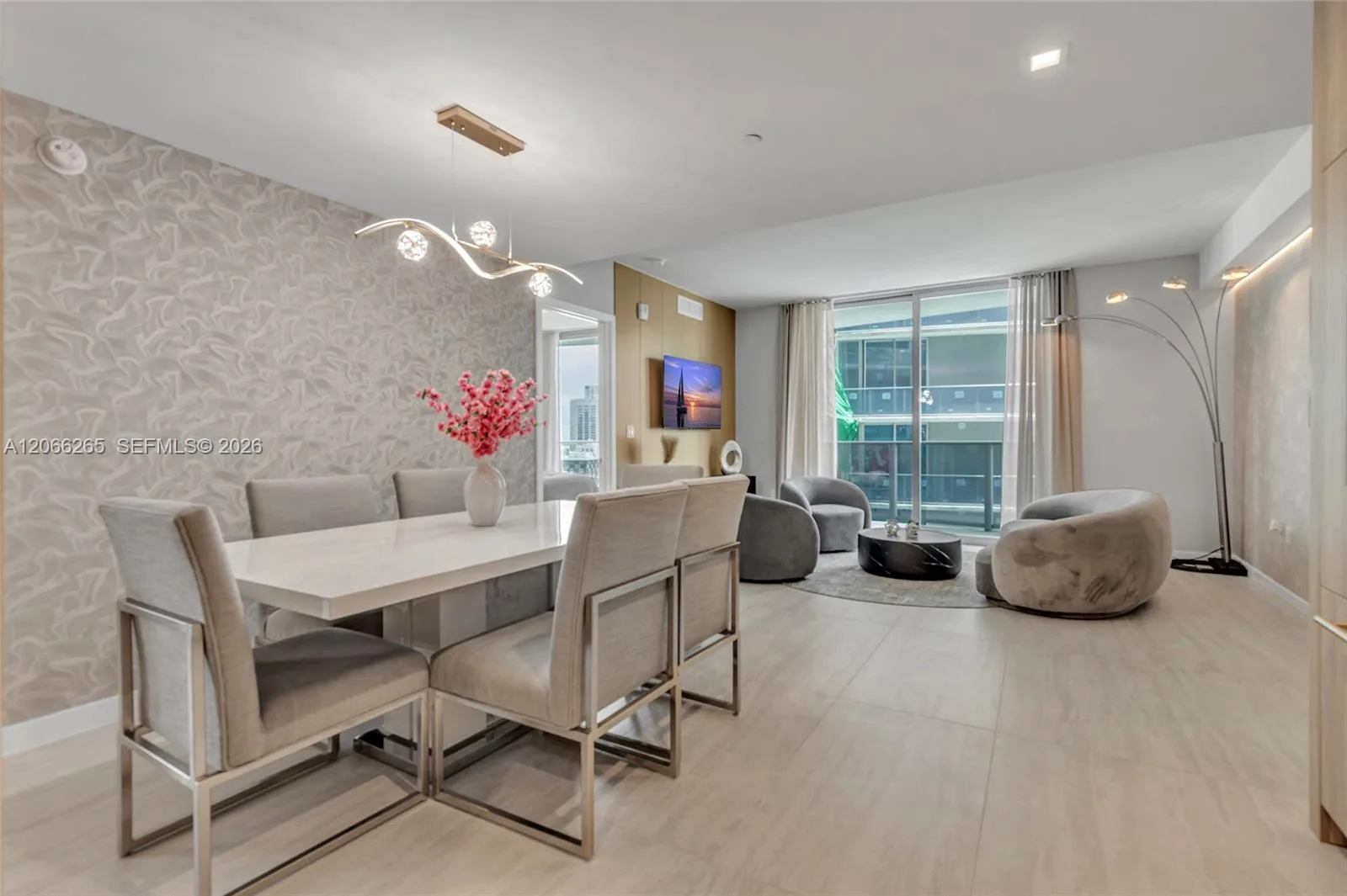 77 SE 5TH ST # 2006, Miami, FL 33131 photo 7