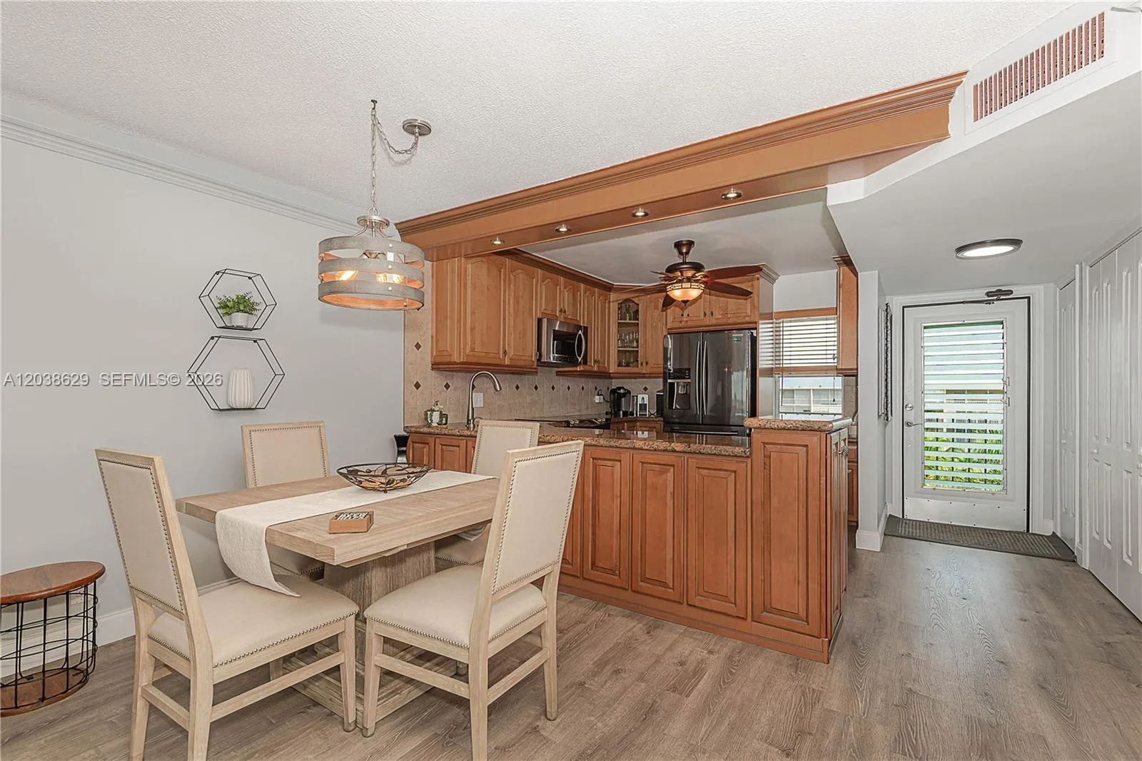 4800 Hillcrest Ln # 501, Hollywood, FL 33021 photo 11