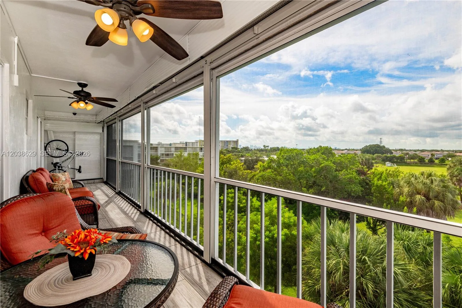 4800 Hillcrest Ln # 501, Hollywood, FL 33021 photo 2