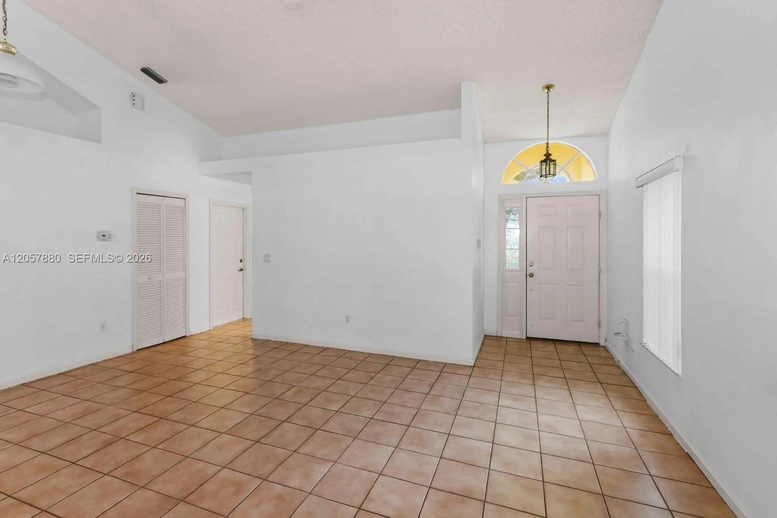 467 SE 20th Dr, Homestead, FL 33033 photo 5