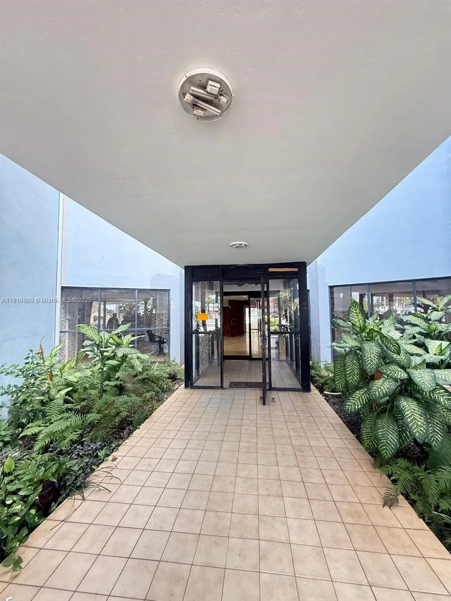 2025 NE 164th St # 605, North Miami Beach, FL 33162 photo 2