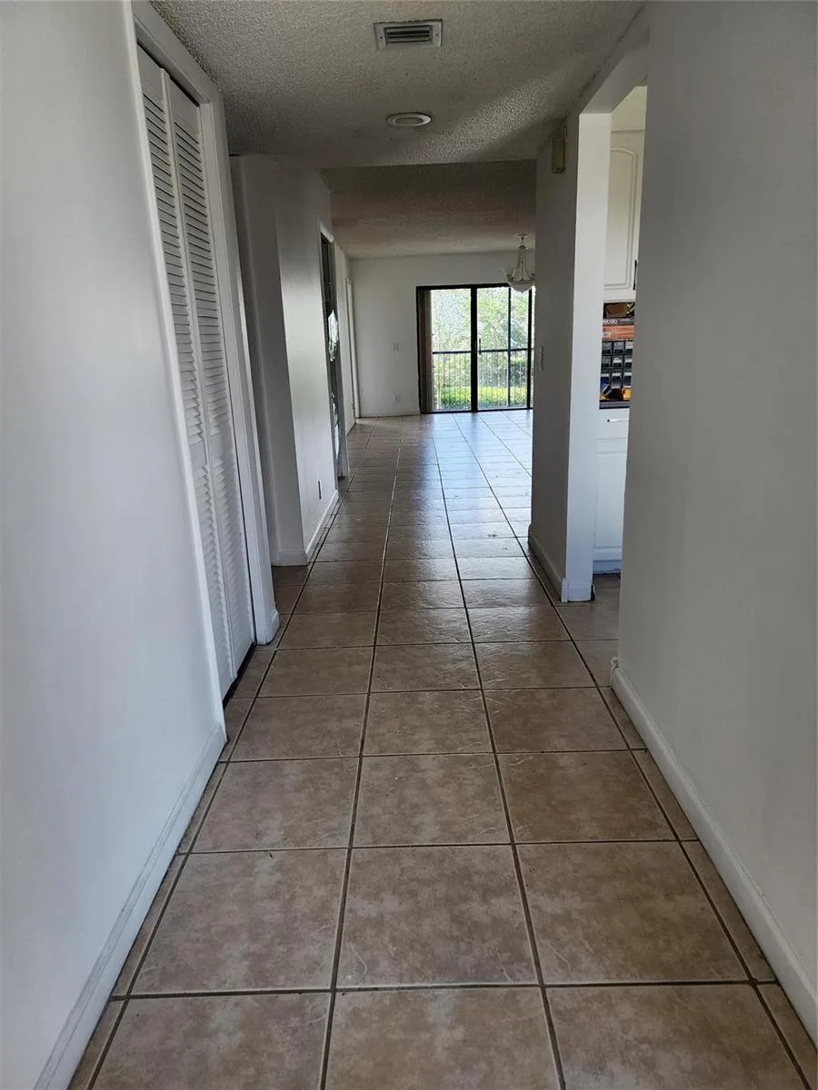 390 Racquet Club Road # 204, Weston, FL 33326 photo 3