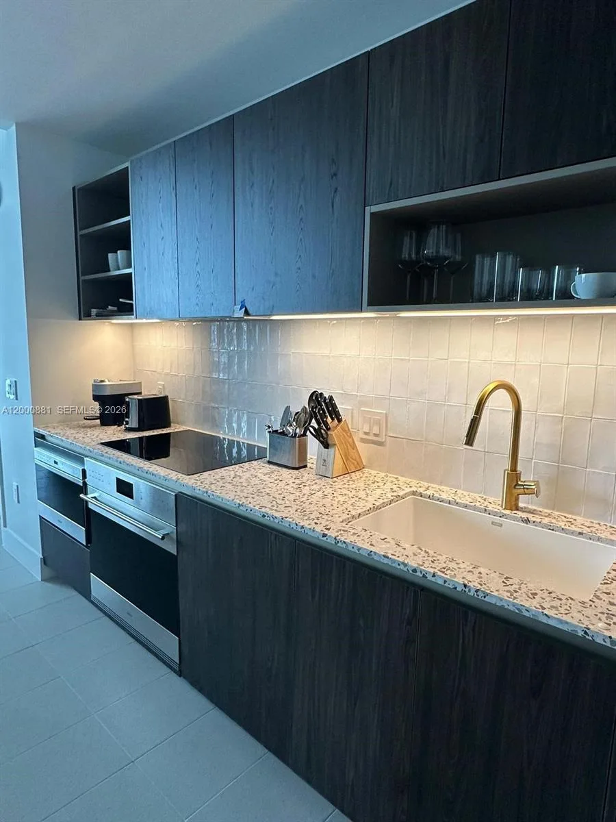 159 NE 6th St # 4811, Miami, FL 33132 photo 10