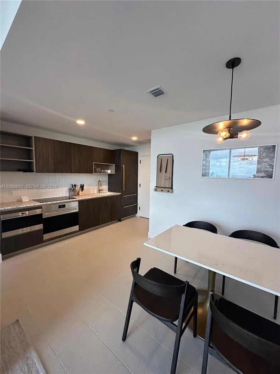 159 NE 6th St # 4811, Miami, FL 33132 photo 8