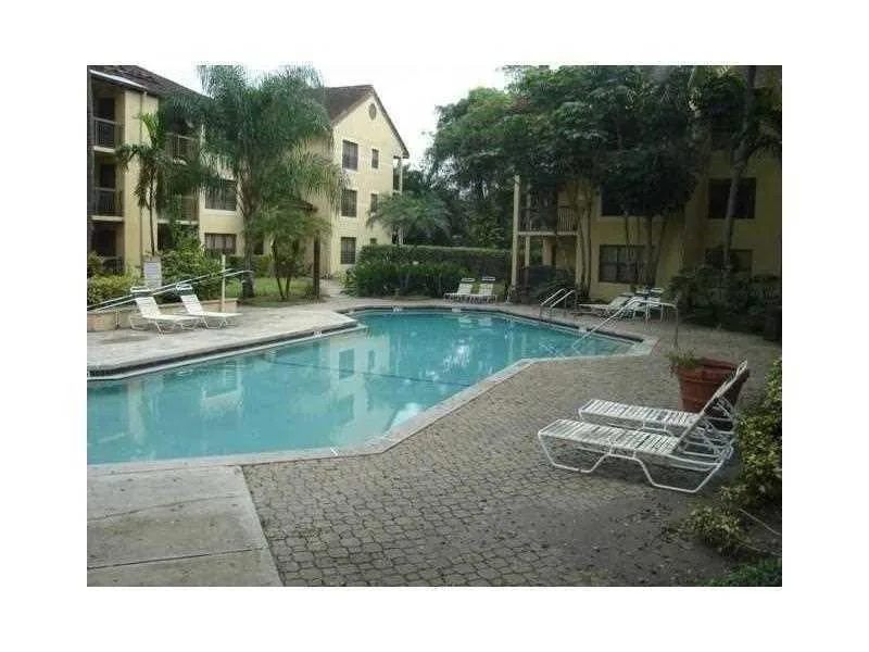 4261 W MCNAB Road # 32, Pompano Beach, FL 33069 photo 10