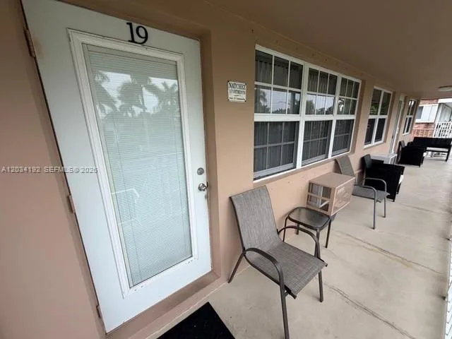 500 Layne Blvd # 19, Hallandale Beach, FL 33009