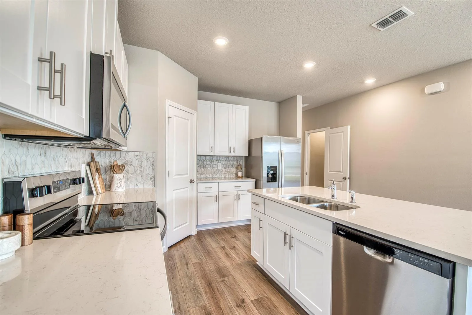 5735 SE Edgewater Circle, Stuart, FL 34997 photo 9
