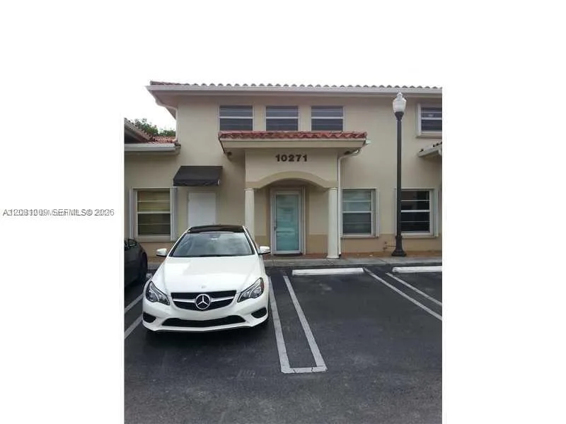 10271 SW 72nd St # D-103, Miami, FL 33173