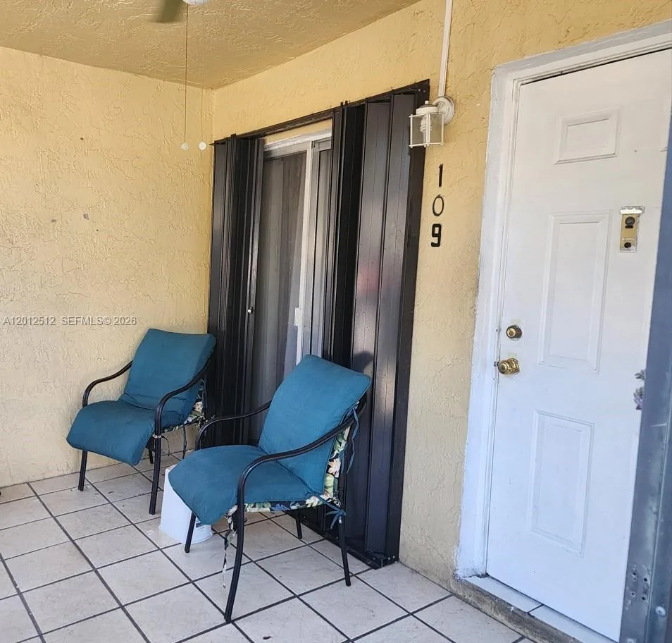 15619 SW 73rd Cir Ter # 10-9, Miami, FL 33193