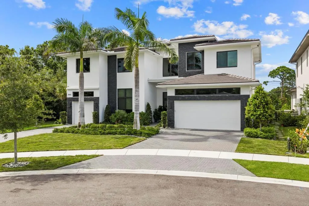 18401 Symphony Court, Jupiter, FL 33458