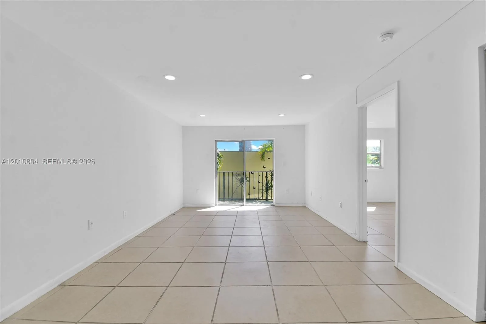 618 Euclid Ave # 303, Miami Beach, FL 33139 photo 2