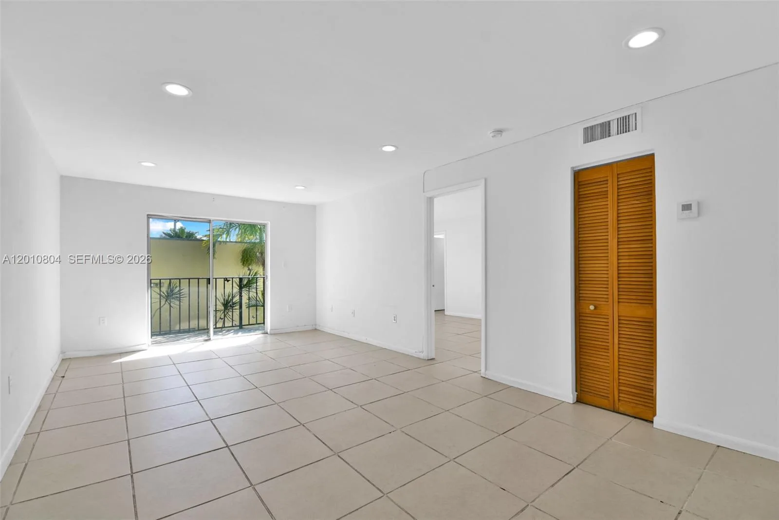 618 Euclid Ave # 303, Miami Beach, FL 33139 photo 3