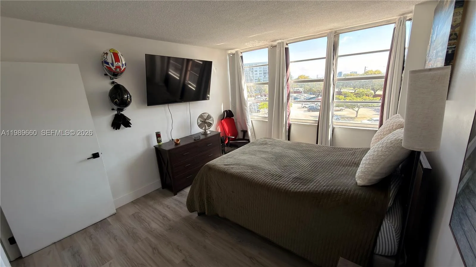 1351 NE Miami Gardens Dr # 325E, Miami, FL 33179 photo 13