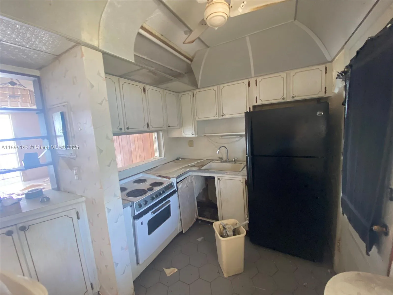 2920 Point East Dr # N311, Aventura, FL 33160 photo 4
