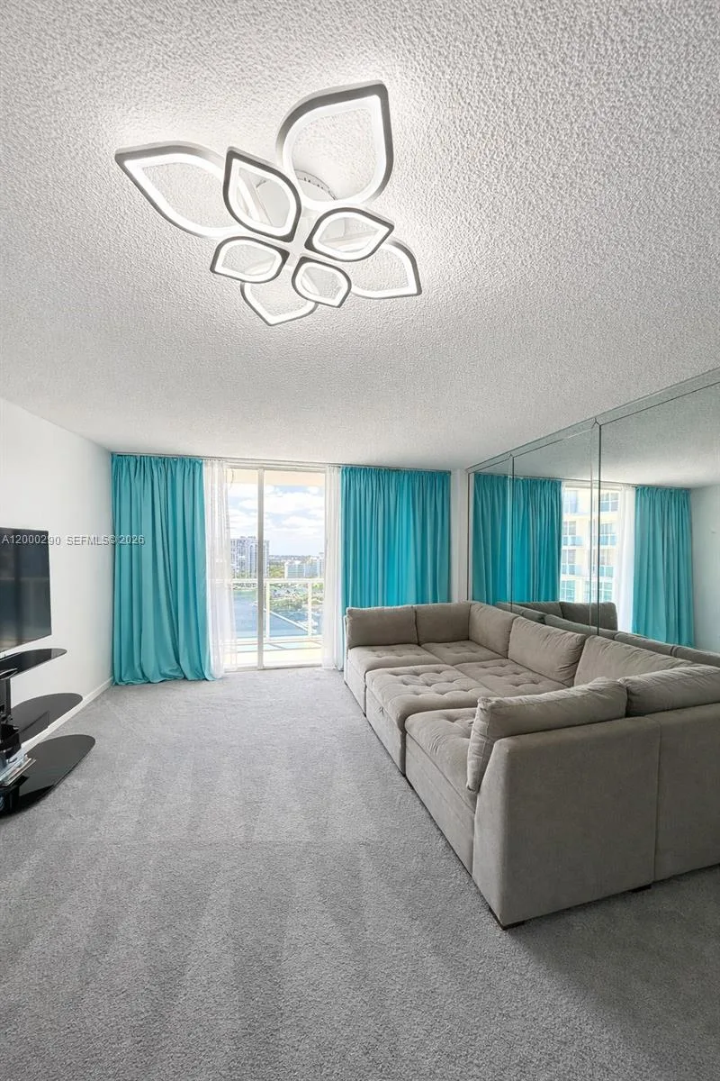 3800 S Ocean Dr # 1623, Hollywood, FL 33019
