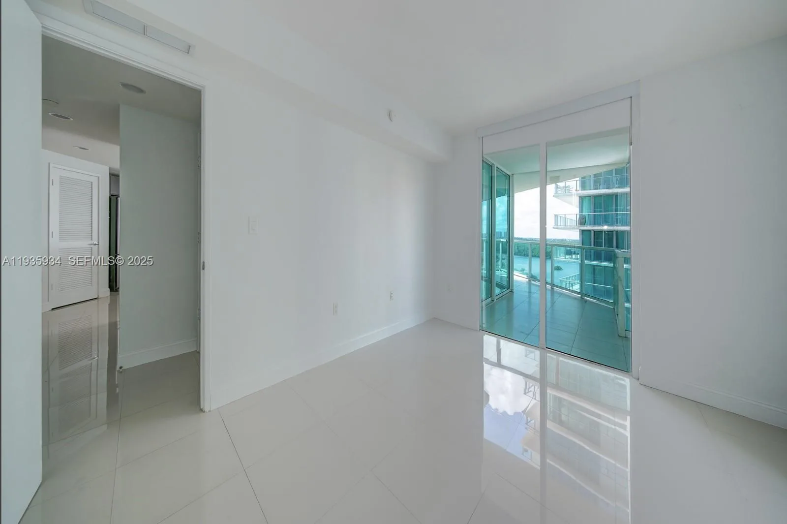 250 Sunny Isles Blvd # 3-1404, Sunny Isles Beach, FL 33160 photo 8