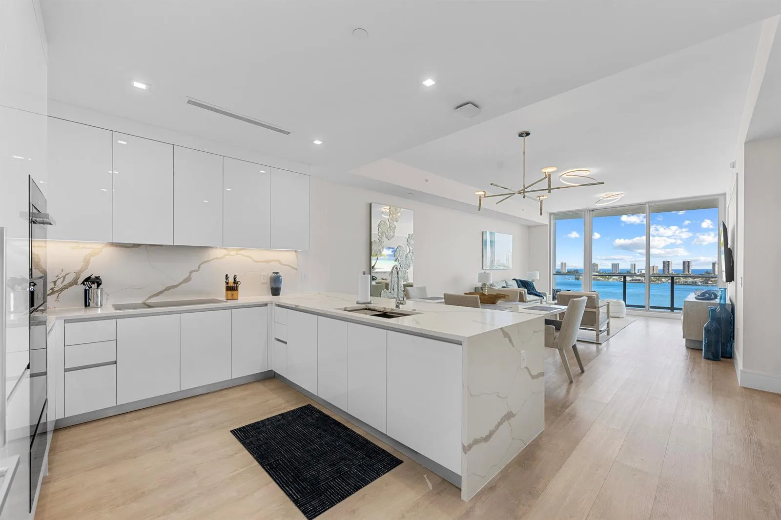 220 Lake Shore Drive # 1410, Lake Park, FL 33403