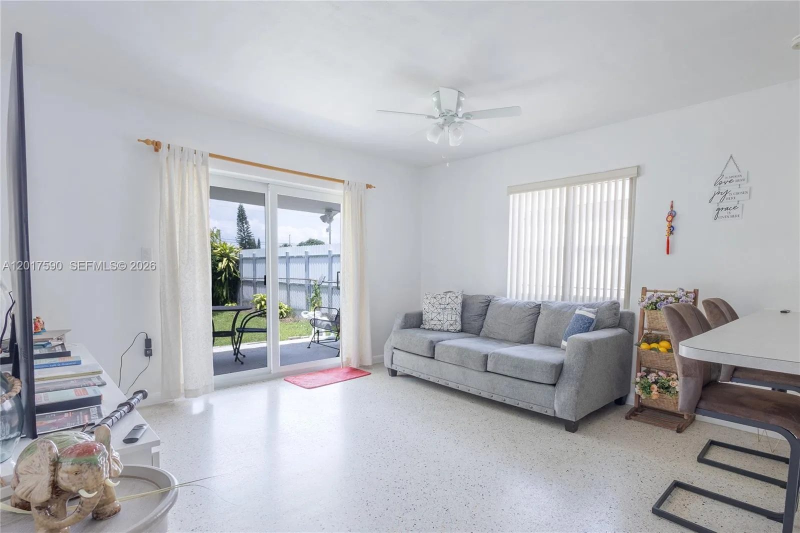 10 NW 60th Ct, Miami, FL 33126 photo 12