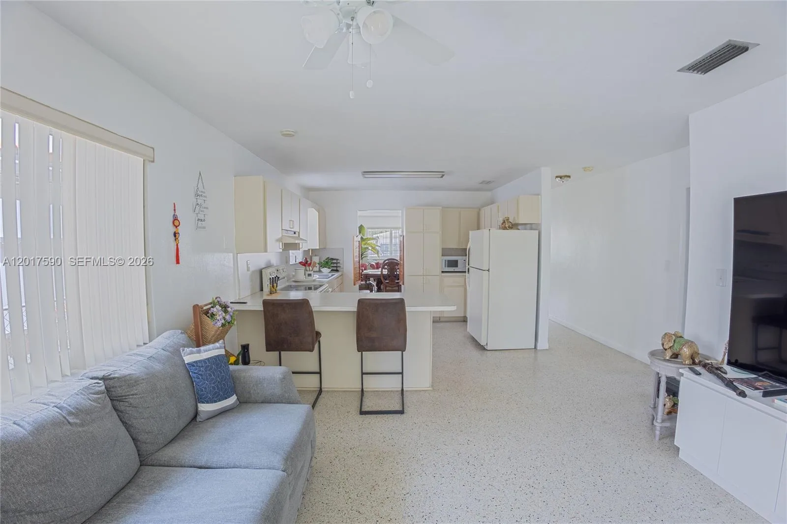 10 NW 60th Ct, Miami, FL 33126 photo 13