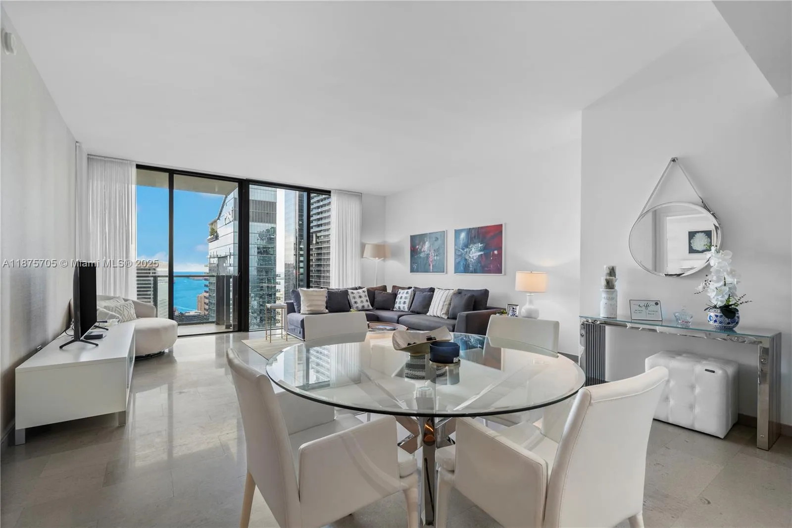 88 SW 7th St # 3707, Miami, FL 33130 photo 3