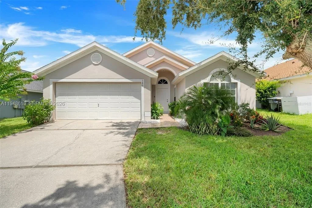 180 Laurel Ridge Pass, Davenport, FL 33897