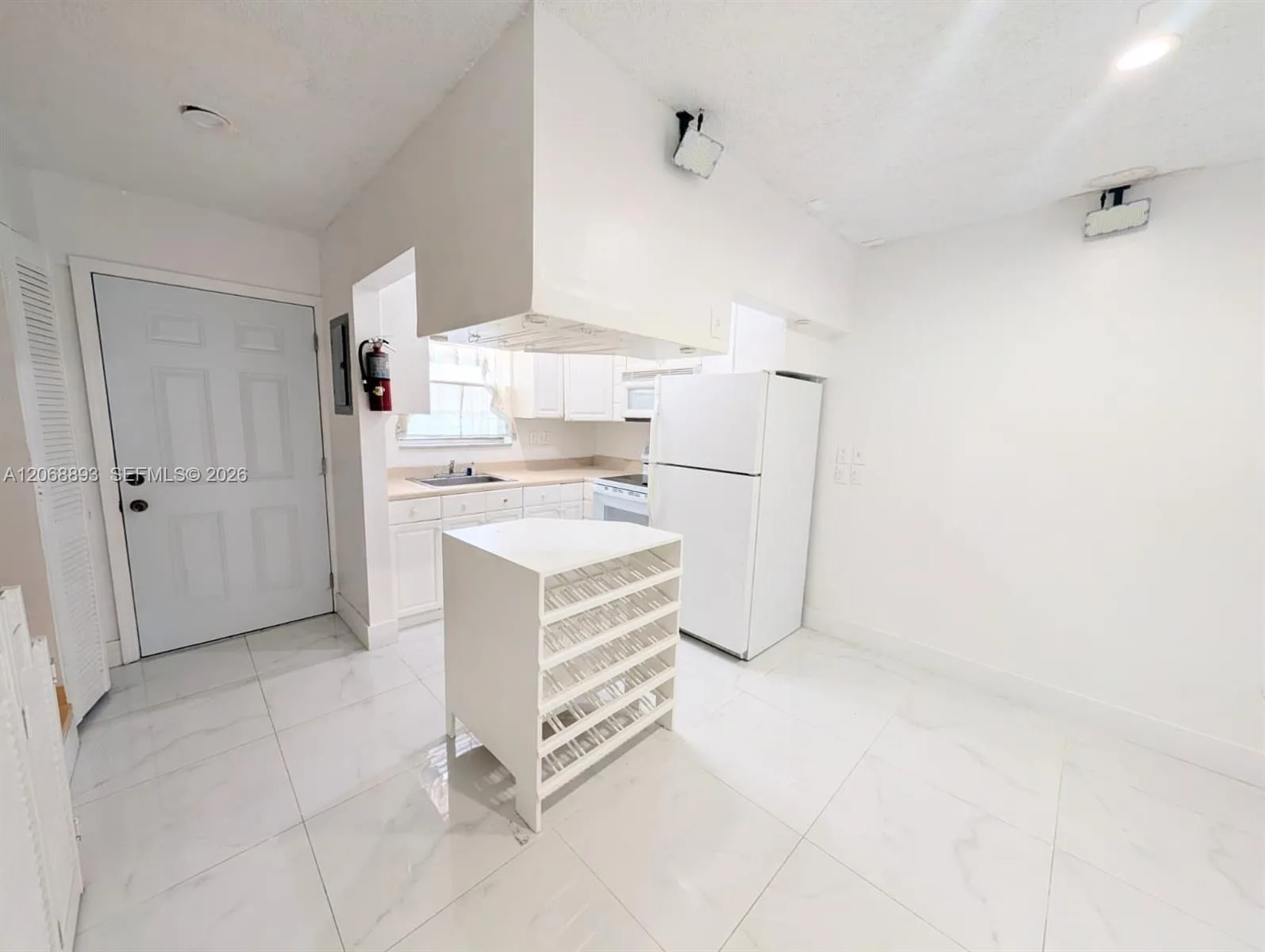 21 SW 109th Ave # B5, Sweetwater, FL 33174 photo 4