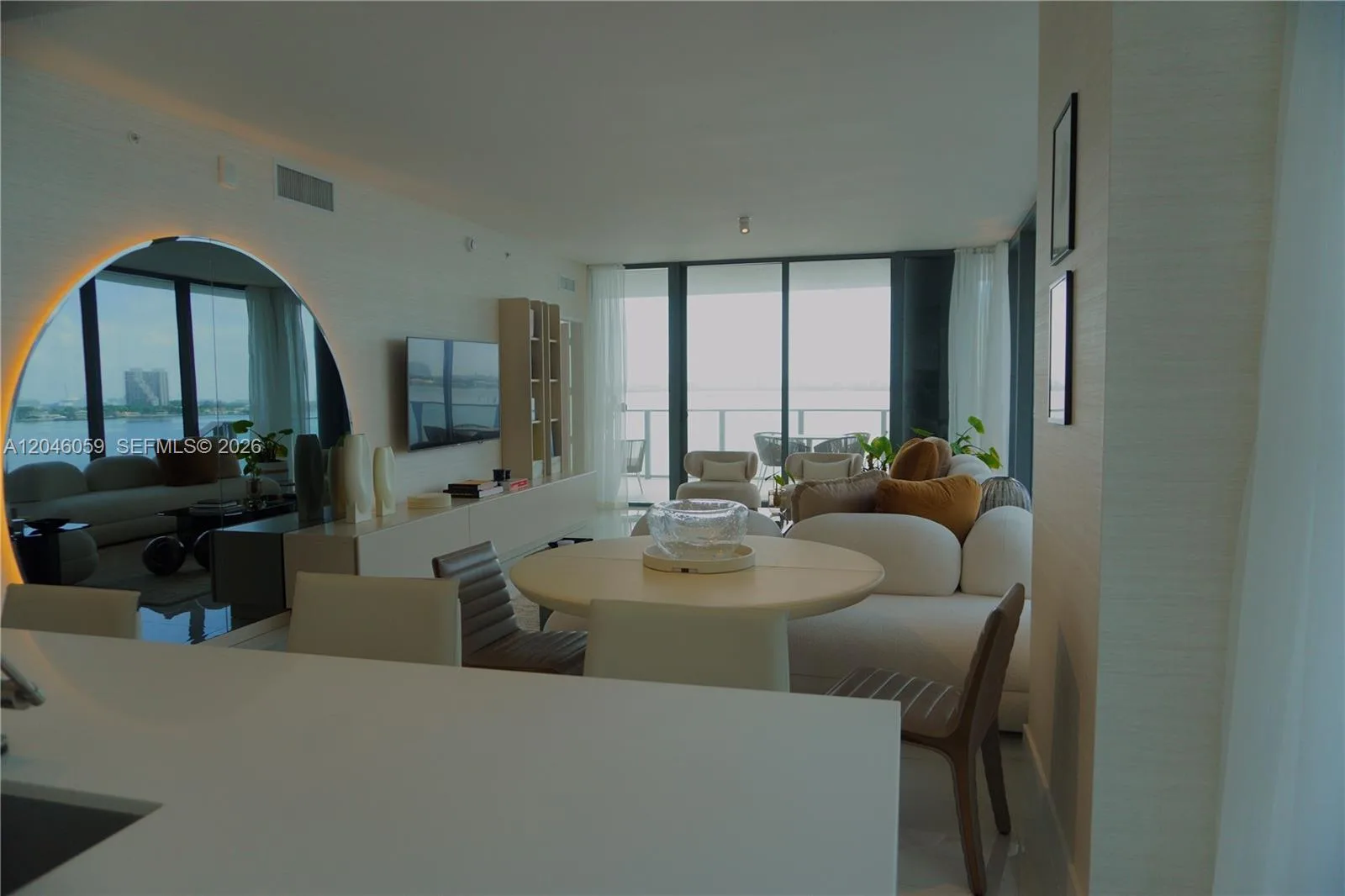 725 NE 24 St # 401, Miami, FL 33137 photo 2