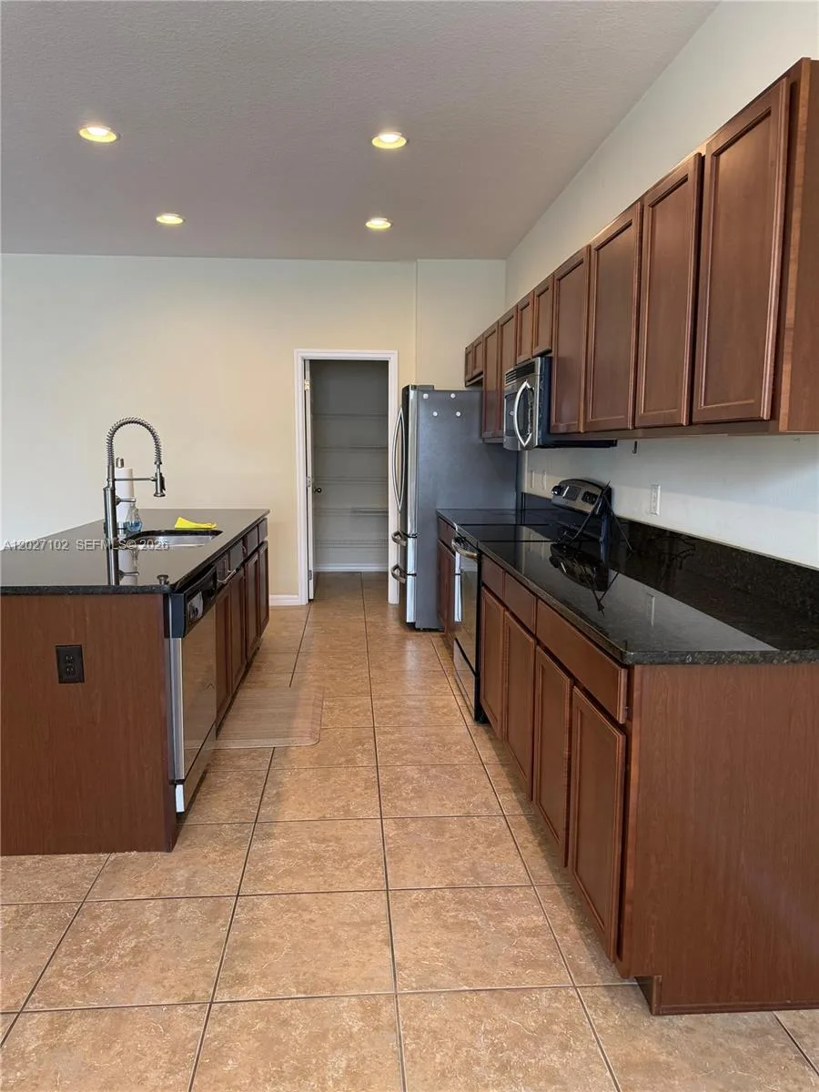3747 Creswick Circle # 3747, Orlando, FL 32829 photo 5